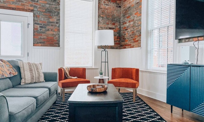 Downtown Greensboro Apartamento | Private Patio-Downtown-Xbox S