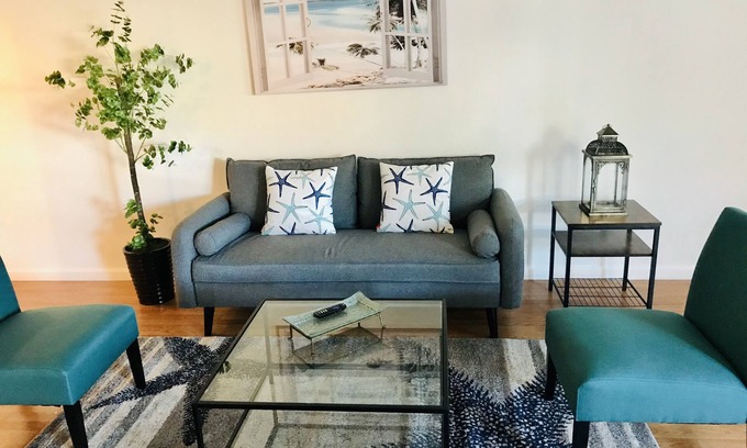Sawtelle Apartamento | Private patio w/ work space entire 2bd/2ba in West LA, SMC,UCLA Santa Monica adj