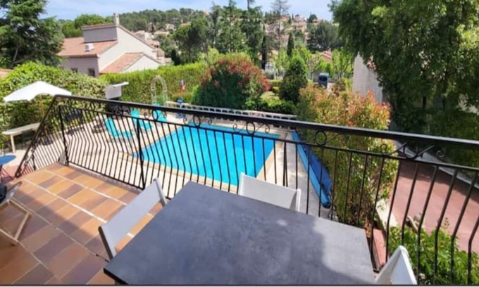 Carnoux-en-Provence Villa | Private pool villa 10 minutes from Cassis Plage