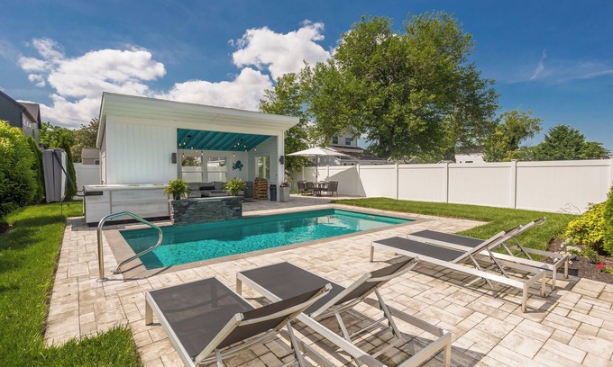 Rehoboth Beach Casa | Private Pool/Firepit/Hot Tub/Pool House Rehoboth Beach Sleeps 10