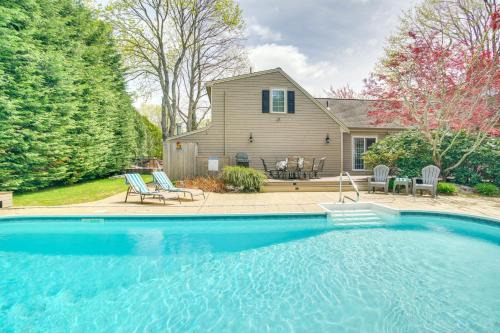 Teaticket Casa | Private Pool, Gym and Game Room Falmouth Retreat!