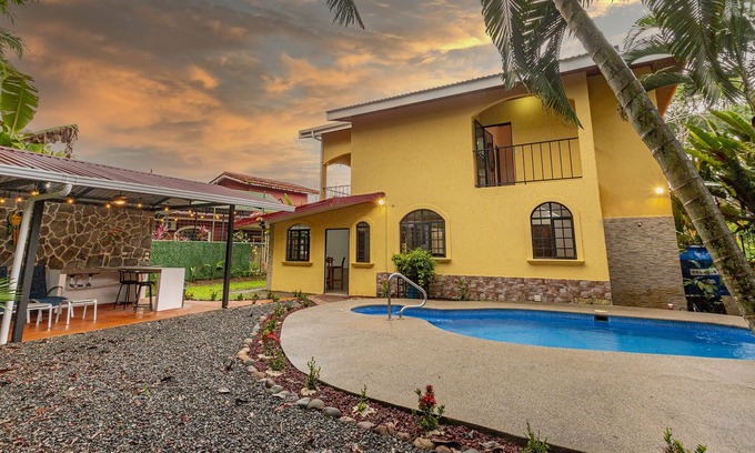 Las Olas Beach Community Casa | Private Pool in Jungle, near beach: Casa Tranquila