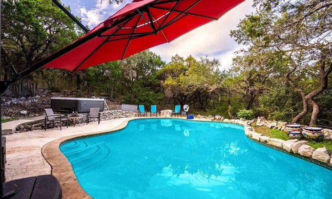 Wetmore Casa | Private Pool & NEW Hot Tub in The Hill Country