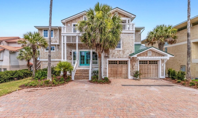 Fernandina Beach Casa | PISCINA PRIVADA: 5 habitaciones / 4 baños Casa frente al mar para 15 personas. Oceanviews-3700 SF casa.