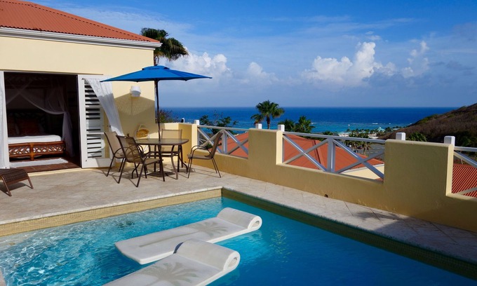Slob Villa | Piscina privada, vista al mar! ¡Disfruta de esta increíble villa!