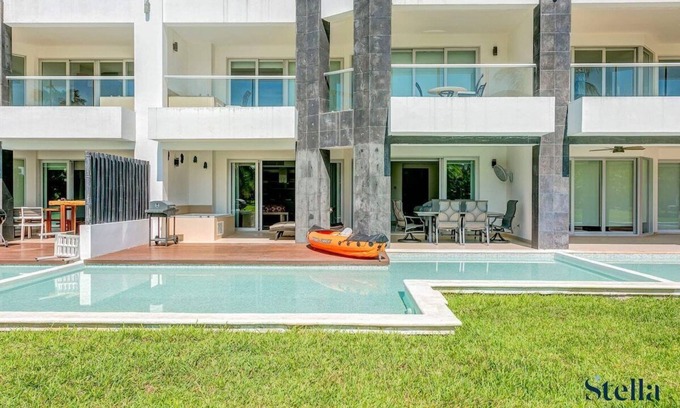 Puerto Juarez Condominio | Private Pool, Patio BBQ, Beach Access in Resort