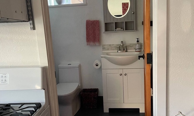 North Hollywood Casa | Private pool Side Studio in NOHO next to Trader Joe’s at the new NOHO west.