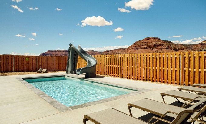 Kanab Casa | Private pool w/ slide, hot tub, and firepit! Near National Parks!