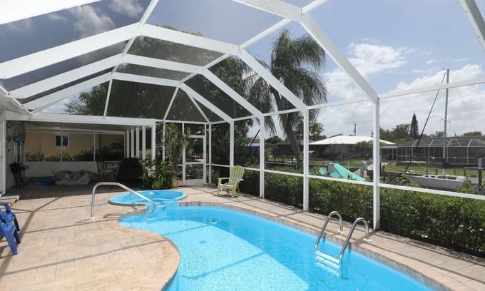 Harbour Heights Casa | Casa frente al mar, hermosa vista desde su propia piscina privada y spa, kayaks, WIFI