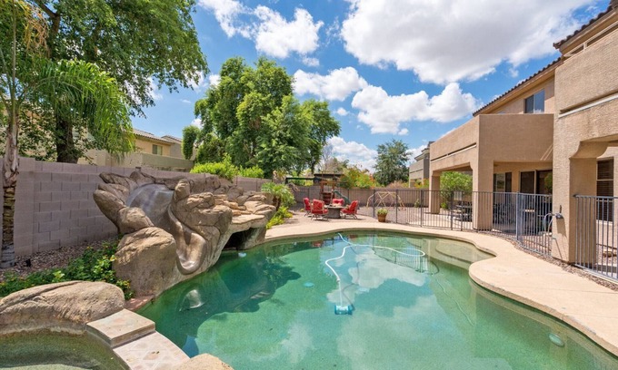 Power Ranch Casa | Last Call for Summer - 10% Off All August Stays!