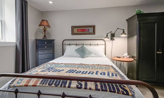 Clearview Apartamento | Private Queen Bed Studio near hiking, biking, golf, beach, spa and Blue Mountain