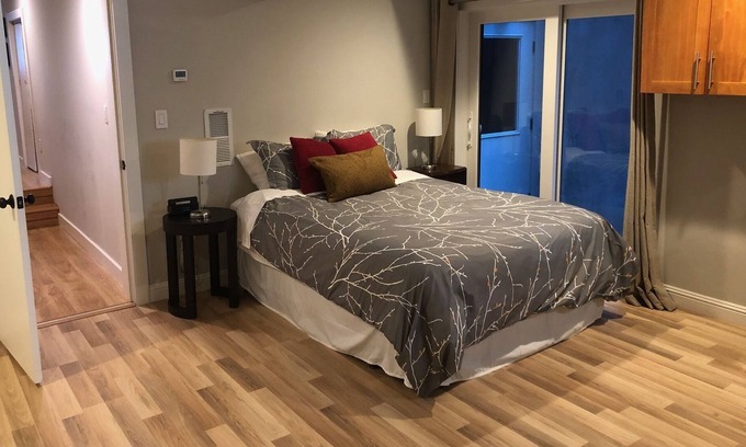 Bernal Heights Apartamento | Private Quiet Studio with Own Entrance, Bath, Kitchenette