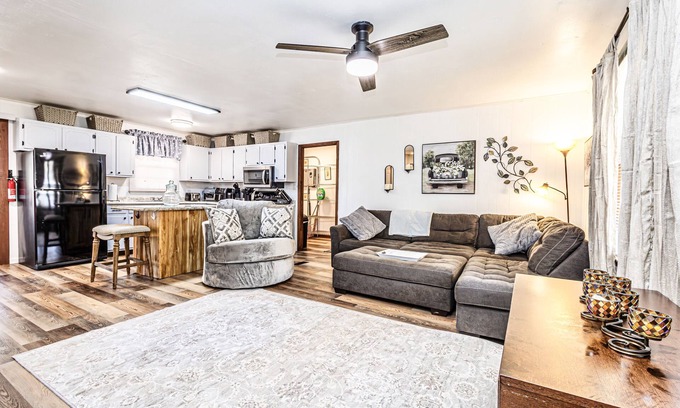 Bryson City Casa | Private Riverfront Retreat Near GSM National Park!