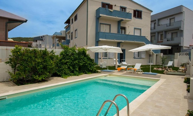 Lu Bagnu Casa | Private room and pool in the beach free wi-fi