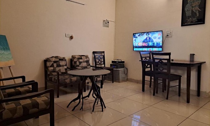 Gurugram Casa | Private room with Sky Garden in Green Bacchus by Walias