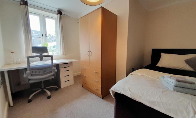 Cowley Apartamento | Private rooms in a shared house in Oxford - Host lives in the property
