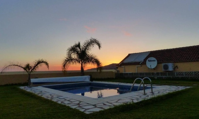 Los Llanos de Aridane Cabaña | CASA RURAL PRIVADA CON PISCINA