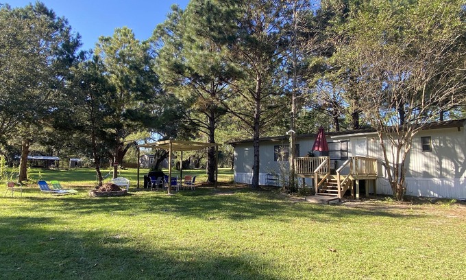 Lake City Casa | Cabaña entre pinos y al lado del estanque