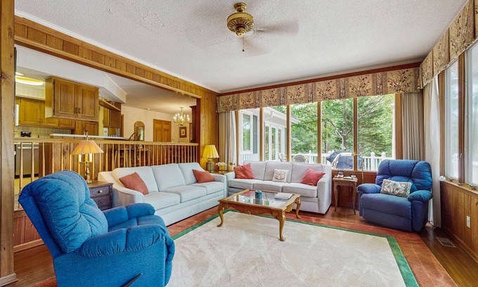 Conway Casa | Private serene riverfront home close to Myrtle Beach w/ dock & deck