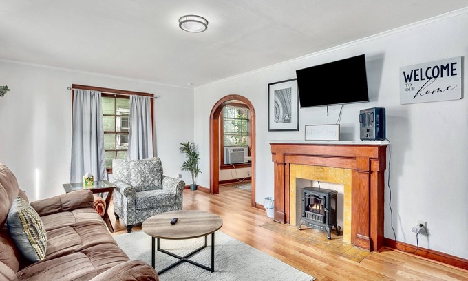 Bossier City Casa | Private Shreveport-Bossier Retreat by Riverfront!