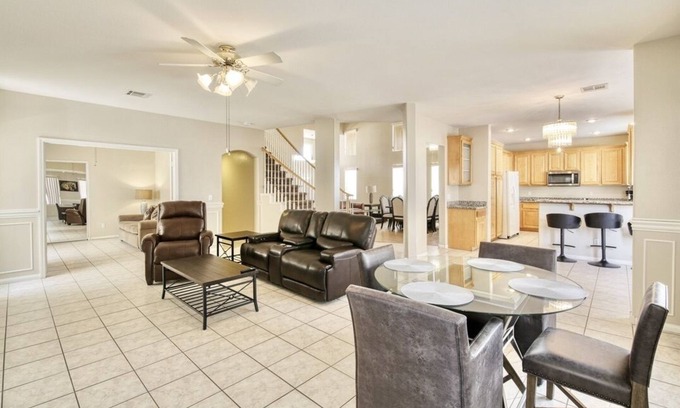 Silverado Ranch Casa | Private South Las Vegas Oasis Minutes to Airport!