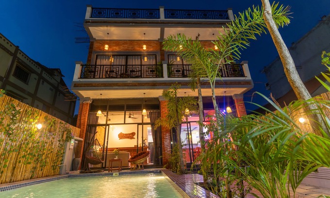 Siem Reap Villa | Villa privada 4 baños y piscina + Recogida gratis + Desayuno gratis