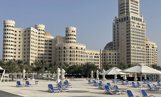 Al Hamra Village Apartamento | Suites privadas Al Hamra Palace en golf & sea resort