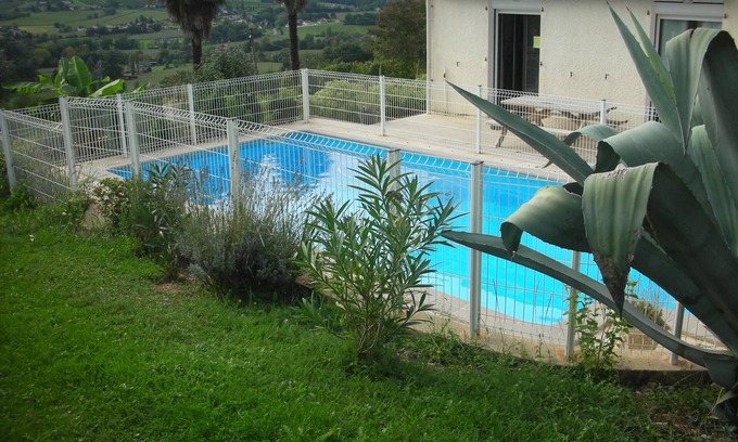 Cuqueron Cabaña | Piscina privada - Vista panorámica de los Pirineos.