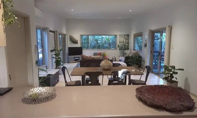 Ocean Shores Casa | Private, tropical home in Ocean Shores.