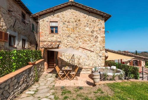 Vescovado Apartamento | Private Tuscan Villa with Stunning Hill Views