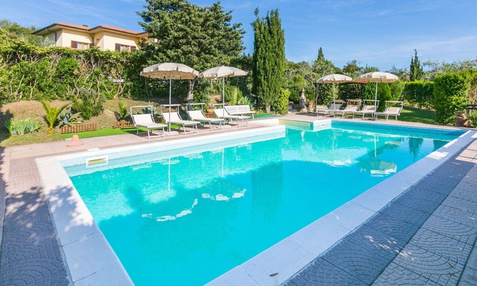Rosignano Marittimo Casa | Casa de vacaciones privada con WIFI, piscina privada, A/C, TV, patio, vista panorámica