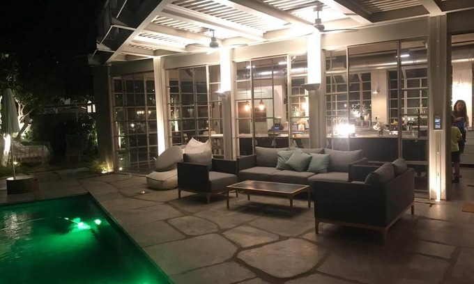 Ramat Hasharon Casa | casa villa privada. bonito jardín, piscina en la ciudad, bastante /