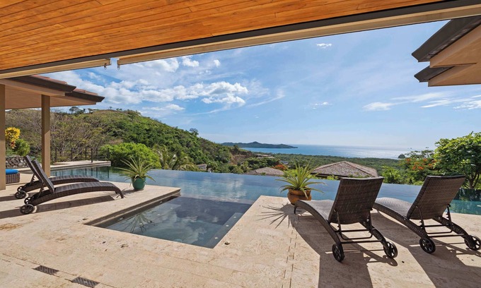 Brasilito Villa | Private Villa in Mar Vista | Infinity Pool | 5 bd