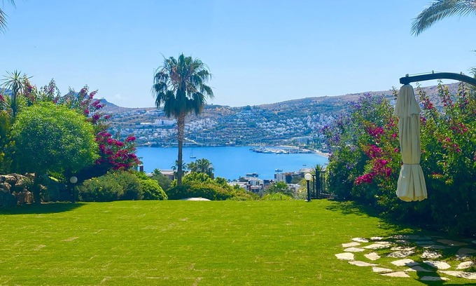 Gundogan Villa | villa privada en compuesto de lujo a 2 minutos a pie del mar
