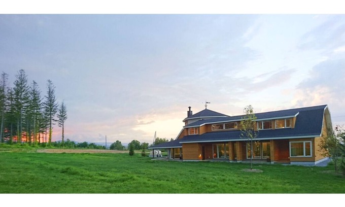 Biei Casa | Villa privada ubicada en una hermosa colina en Biei ☆ Un vasto sitio de 46,000 metros cuadrados ☆ Habitación de estilo japonés ☆ Jacuzzi