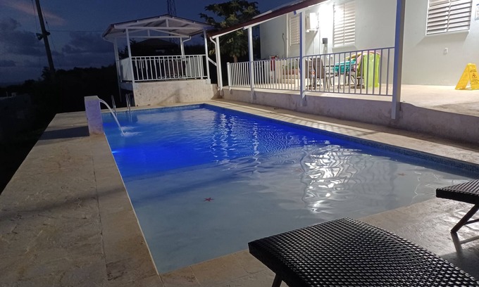Terranova Casa | Private Villa, Ocean & Mountain view with Solar Heated Pool.
