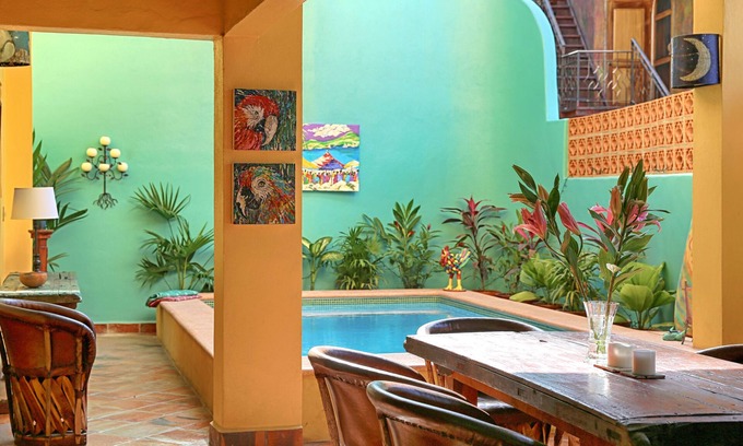 Sayulita Casa | Villa privada a pasos del pueblo y la playa. Enorme cocina / piscina / wifi / aire acondicionado