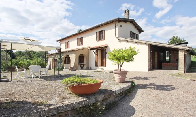 Grotte di Castro Villa | Villa exclusiva en las colinas con vistas al lago de Bolsena y piscina privada