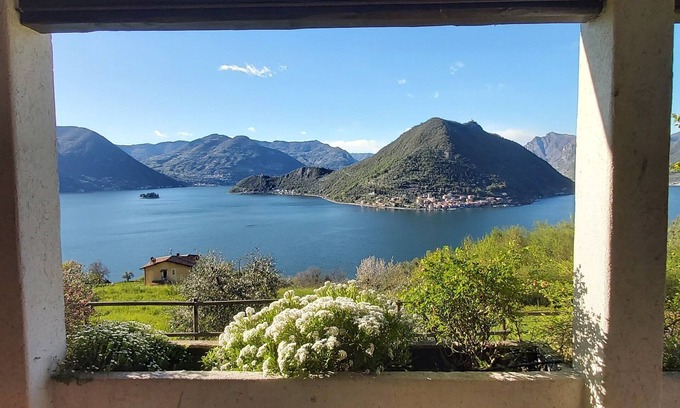 Sulzano Villa | Villa privada vista impresionante del lago de Iseo - Sulzano