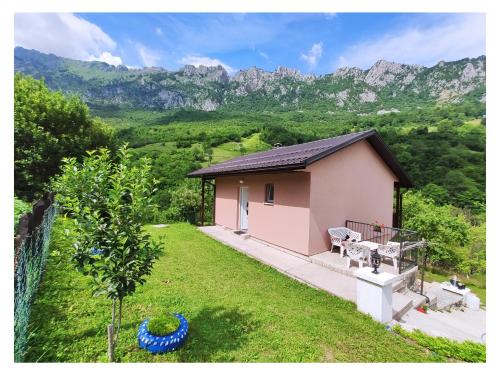 Pluzine Casa | Privatni smještaj "Mratinje"