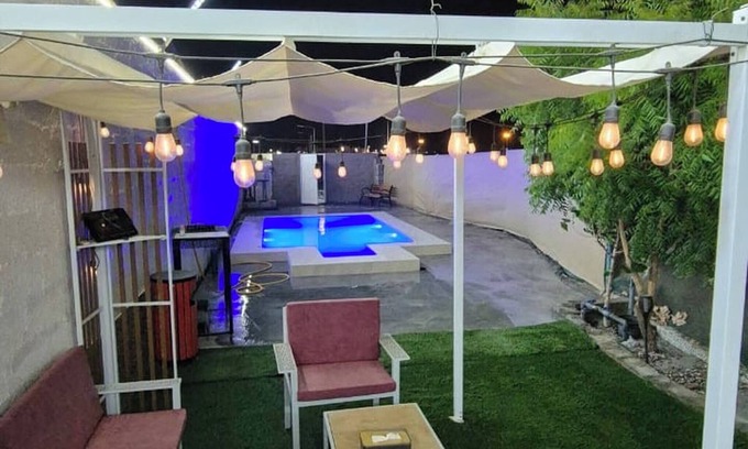 Hatta Chalet De Esquí | Chalet con piscina privada y desayuno