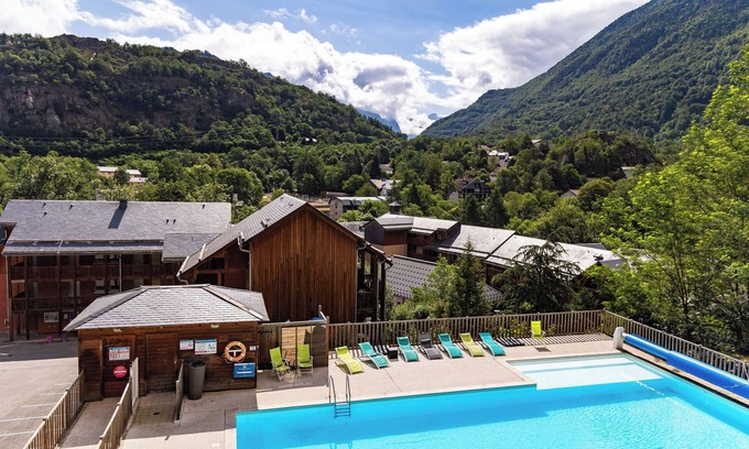 Ax-les-Thermes Condominio | Proche de la télécabine Ax 3 Domaines | Piscine