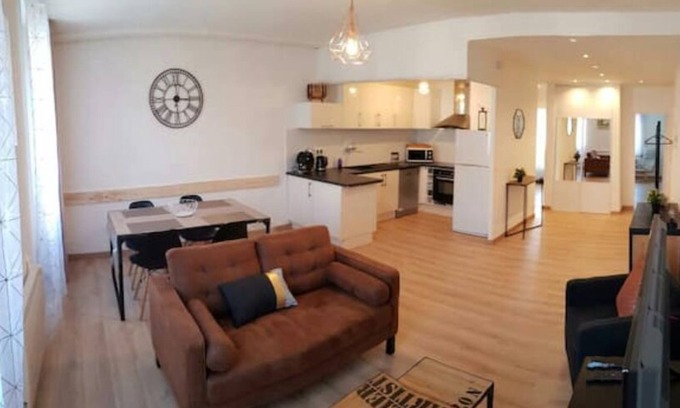 Cuges-les-Pins Apartamento | Proche de Marseille Cassis La Ciotat Paul Ricard