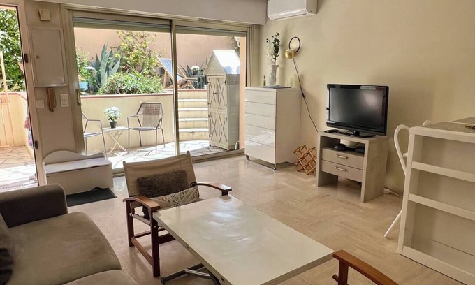 Le Suquet Apartamento | Proche du Centre, de la rue D'antibes et du Marché Forville à Canne