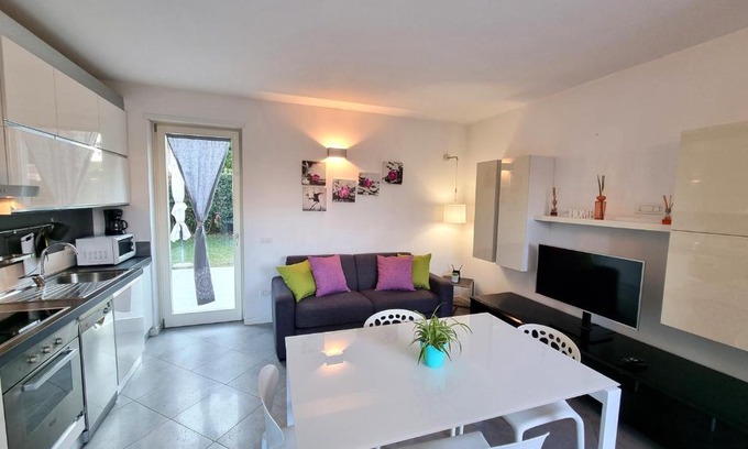 Rivoltella Apartamento | Profumo di Rosa Desenzano
