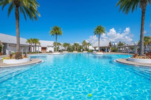 Panama City Beach Casa | Prominence 30A. Sleep 6, King, 6 Seat Golf Cart!