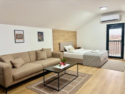 Pirot Apartamento | Promo Studio Apartment