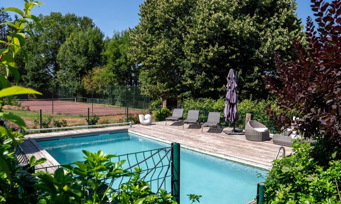 La Riviere-Saint-Sauveur Casa | 1 km de la casa de Honfleur con piscina privada climatizada, tenis, jacuzzi, pista de petanca