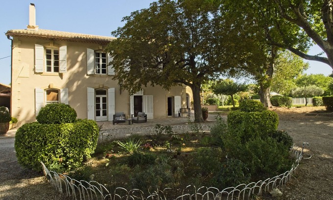 Saint-Chamas Casa | Property in Terre de Provence with main villa from XIXe Siècle
