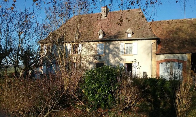 Vauban Casa | propriété familiale MERLE proche PARAY LE MONIAL